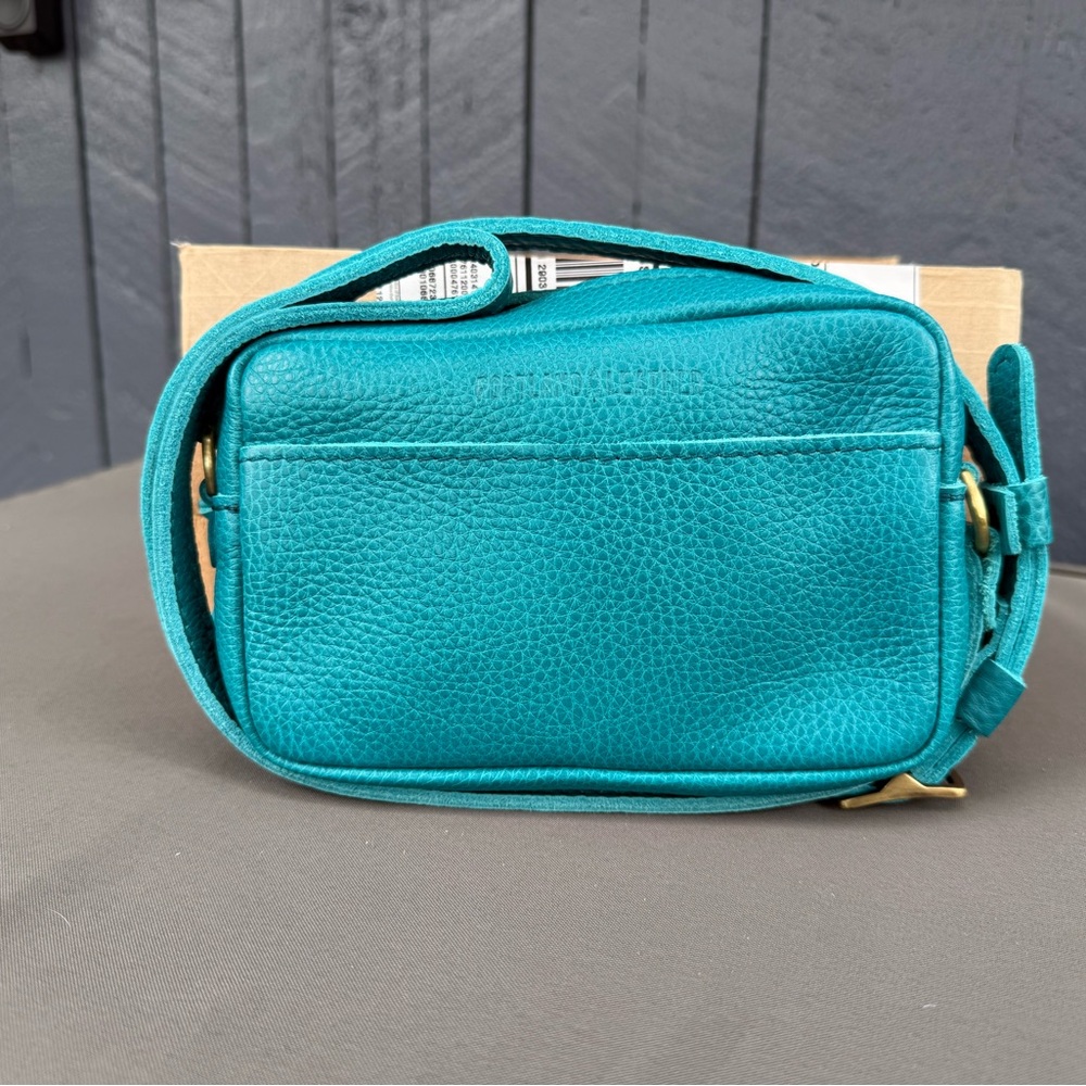 Portland Leather Baja Small Camera Bag Crossbody Purse (OG Run of Baja)